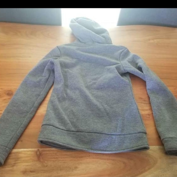 Coats - Picture 4 of 4